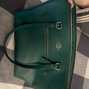 Coach Gallery Tote Hunter Green